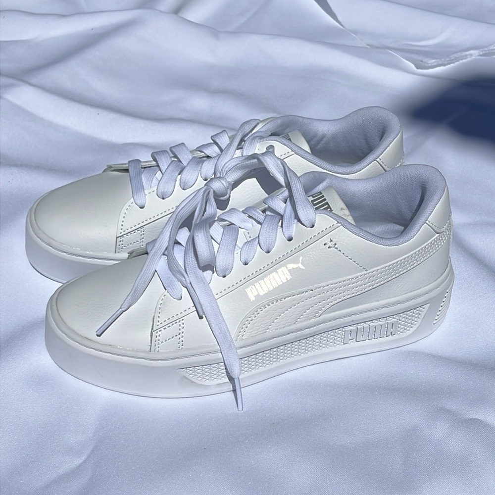 Puma Carina 2.0 Sneaker - Women's 8